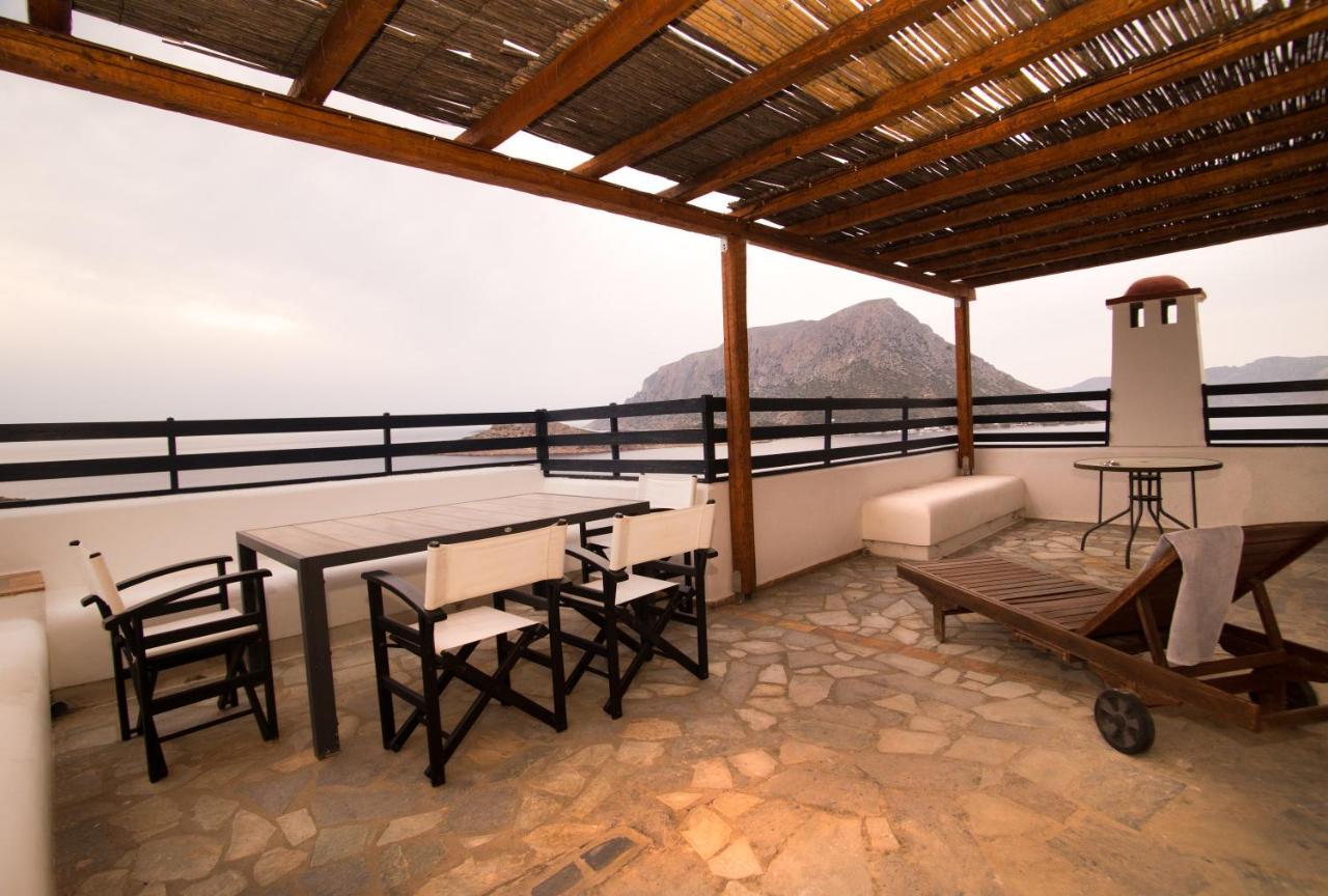 Blue Dawn Kalymnos Aparthotel Myrties Екстериор снимка