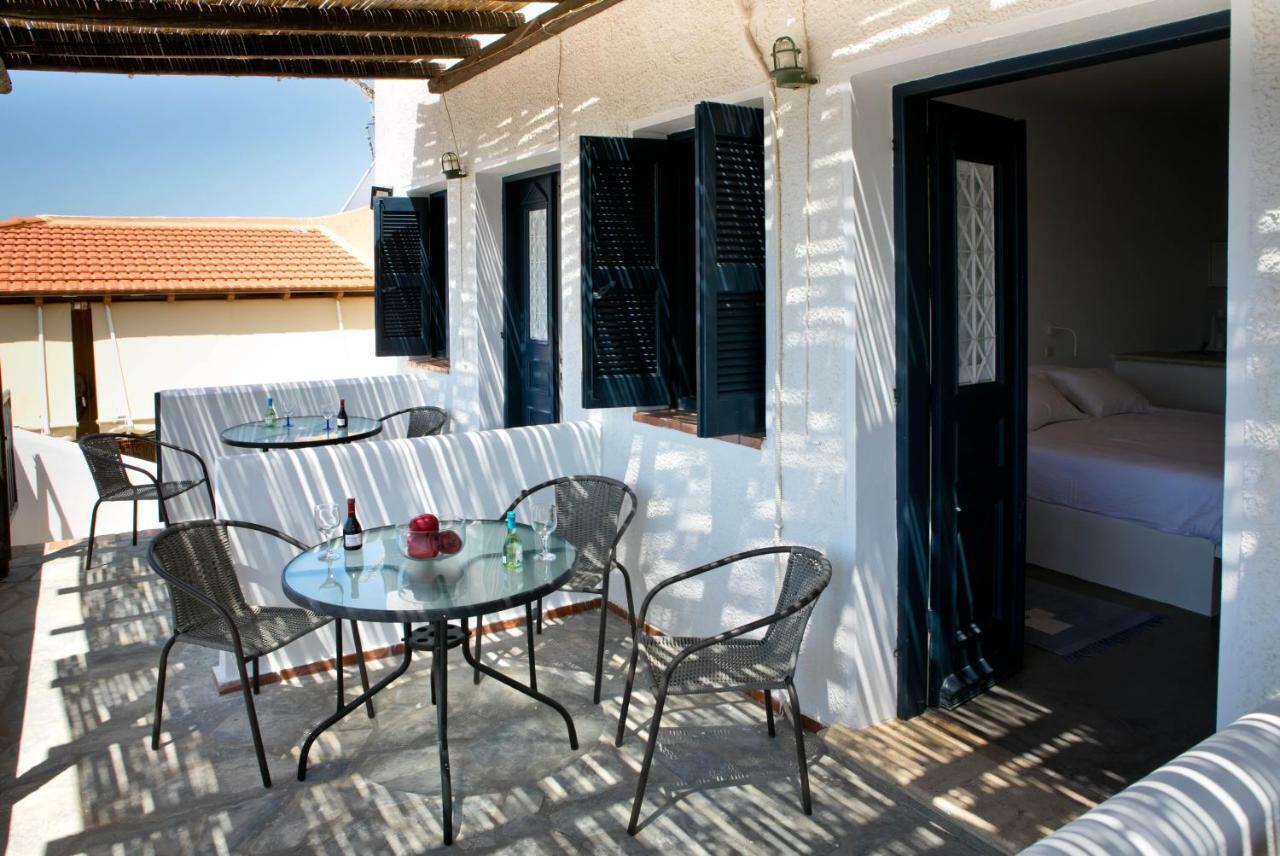 Blue Dawn Kalymnos Aparthotel Myrties Екстериор снимка