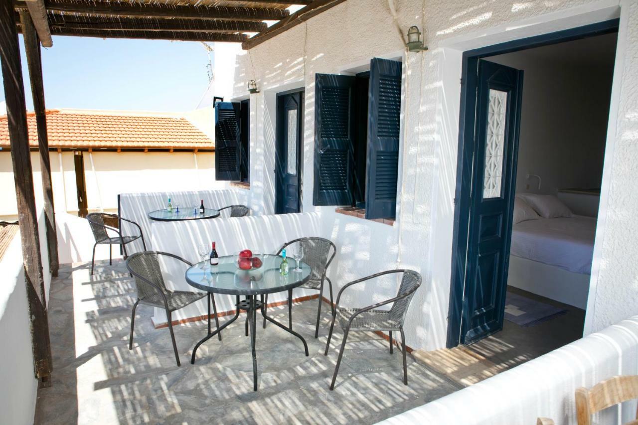 Blue Dawn Kalymnos Aparthotel Myrties Екстериор снимка